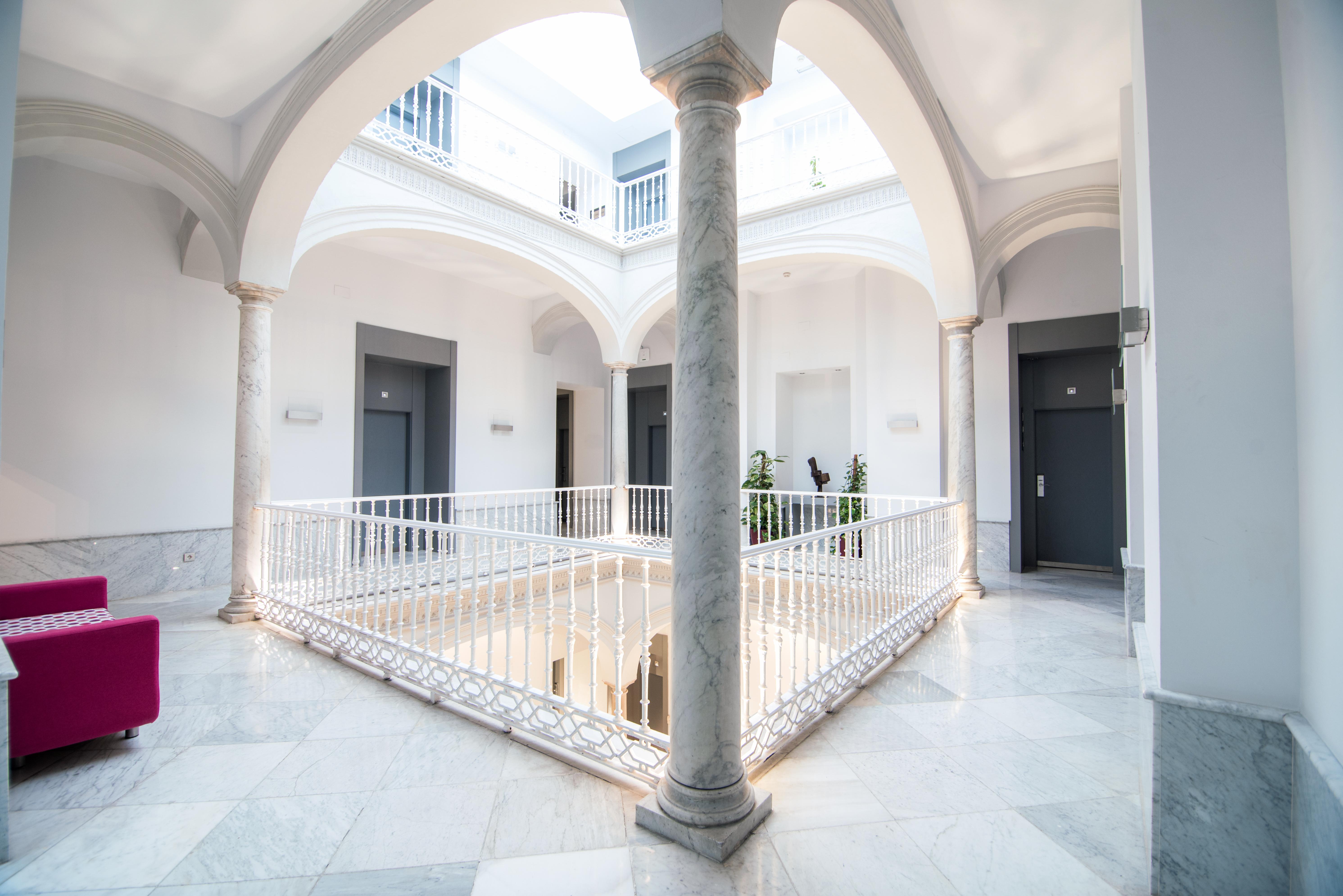 Petit Palace Santa Cruz Siviglia Esterno foto